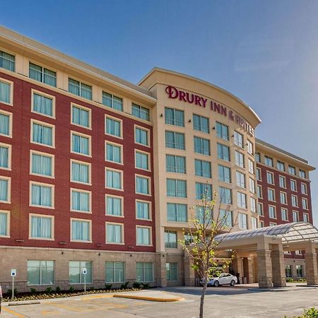 Drury Inn & Suites Iowa City Coralville Bagian luar foto